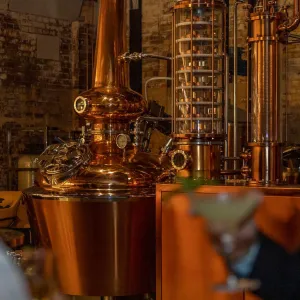 كيفية اختيار معدات التقطير